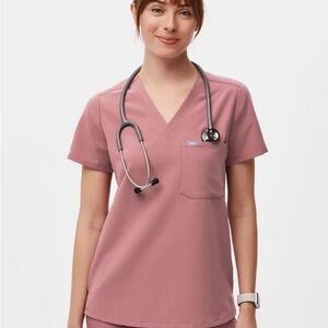 Figs mauve Catarina scrub top size medium